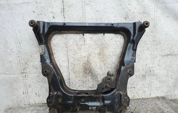 Nissan Juke I F15 Front subframe 