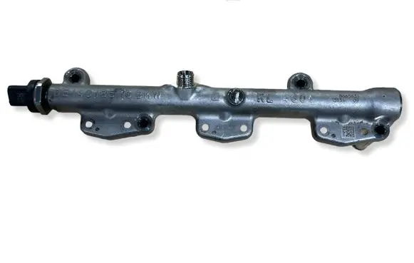 BMW X3 G01 Fuel main line pipe 8665631 1353