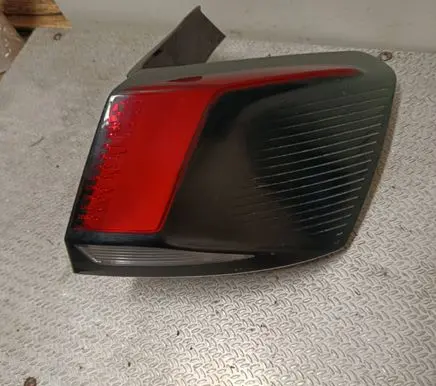 Peugeot 3008 II Rear/tail lights 9810477080 81550201