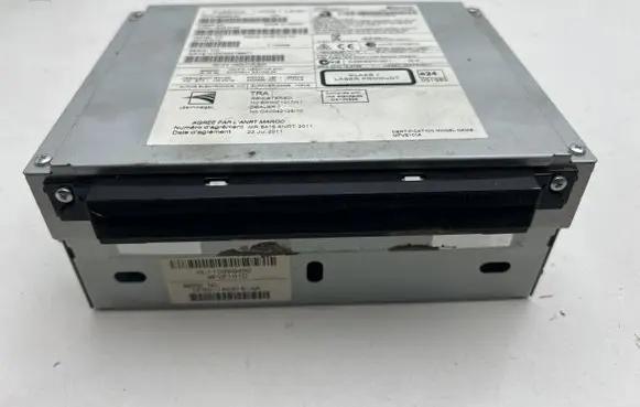 Volvo V40 Radio/CD/DVD/GPS head unit 31396096