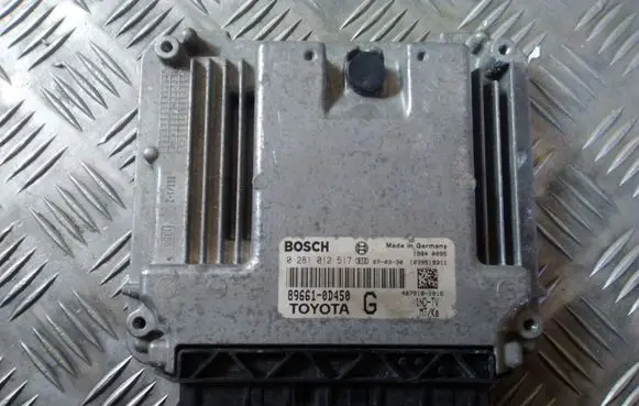 Toyota Yaris Engine control unit/module 896610D450 0281012517