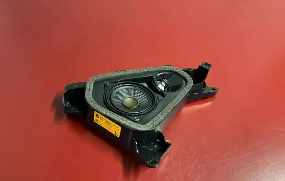 BMW X3 F25 Parcel shelf speaker 9213759 65139213759