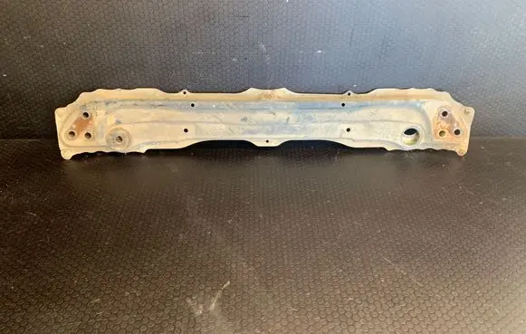Lexus IS 220D-250-350 Bottom radiator support slam panel 