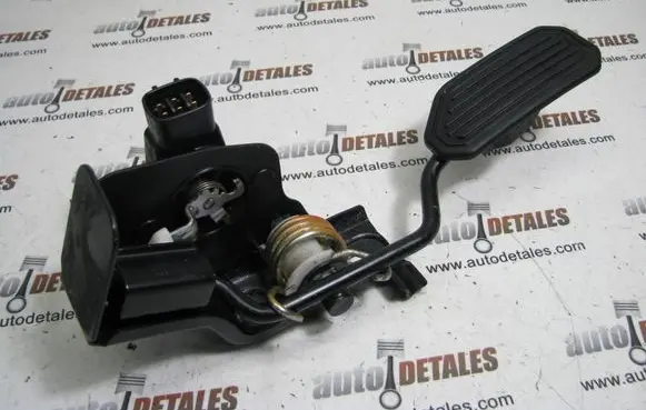 Toyota Corolla Verso AR10 Accelerator throttle pedal