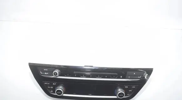 BMW 5 G30 G31 G38 Climate control unit 5A09B20 5A4A4E3 61315A4A4E3