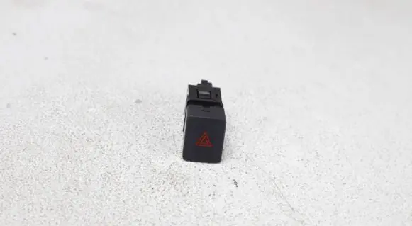 Nissan Qashqai Hazard light switch 299125472 02010 70504T