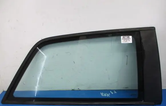Audi A3 S3 8L Rear side window