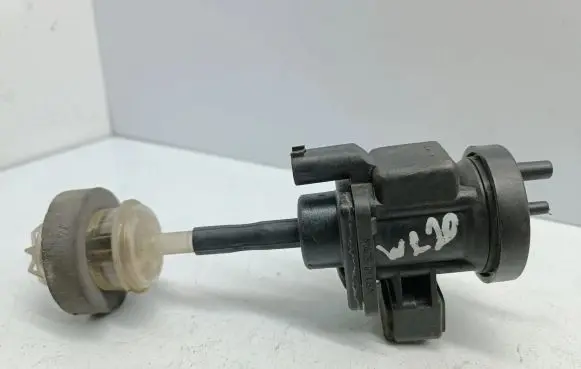 Mercedes-Benz S W220 Turbo solenoid valve A0005450427 0005450427