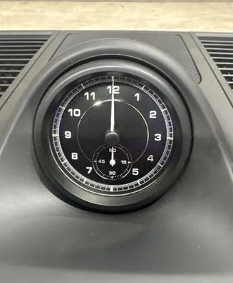 Porsche Macan (95B) Clock 5027312 0992571 95B858189C