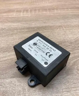 Mercedes-Benz Sprinter W906 Door central lock control unit/module 0175453932 3X3748