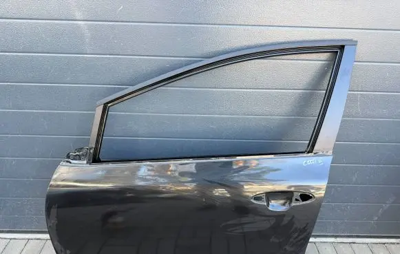 KIA Ceed Front door CZESCICARSPL002