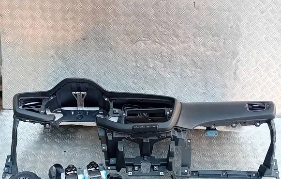 KIA Ceed Central console control unit 