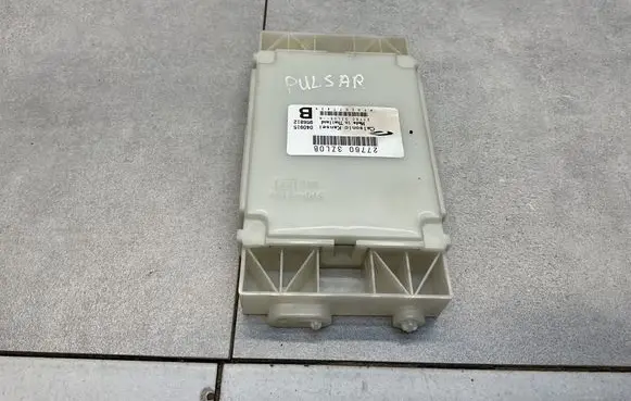 Nissan Pulsar Comfort/convenience module 277603ZL0B