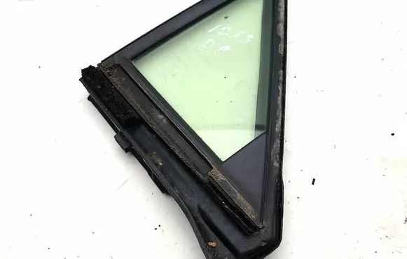 Toyota RAV 4 (XA50) Front door vent window glass four-door 