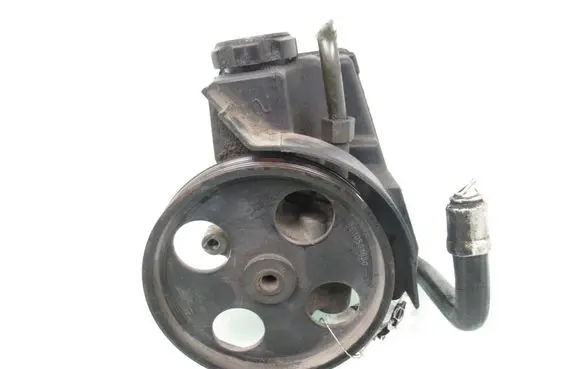 Peugeot 206 Power steering pump 9630501680 9631411580