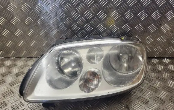 Volkswagen Touran I Headlight/headlamp 1T0941005R