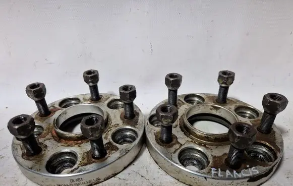 Lexus GS 300 400 430 Wheel spacers 