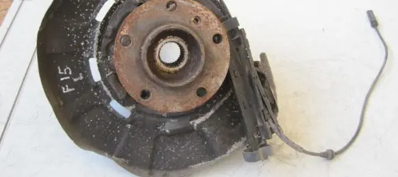 BMW X5 E70 Front wheel hub 6770983
