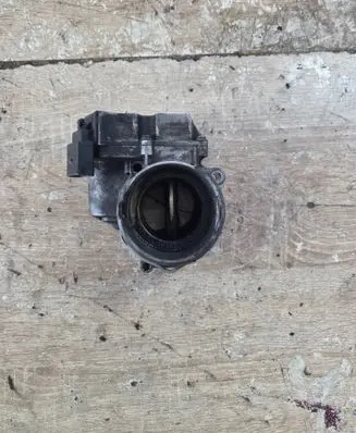 Volkswagen Golf Plus Engine shut-off valve 