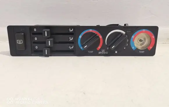 BMW 5 E34 Climate control unit 8390070 8390071 8390101