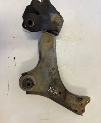 Volvo XC70 Front control arm