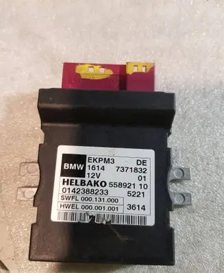 BMW X5 E70 Fuel injection pump control unit/module 7371832 55892110 0142388233