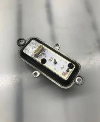 Skoda Superb B8 (3V) Headlight ballast module Xenon 11500011080