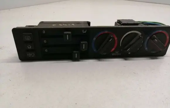 BMW 5 E34 Climate control unit E346411 8351114