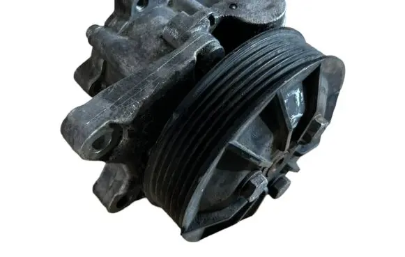 BMW 3 E90 E91 Power steering pump 7537862