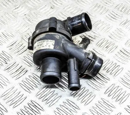 Land Rover Discovery 4 - LR4 Thermostat AH228575AF AH228K515AA