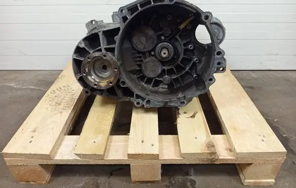 Volkswagen PASSAT B7 Manual 6 speed gearbox NFN