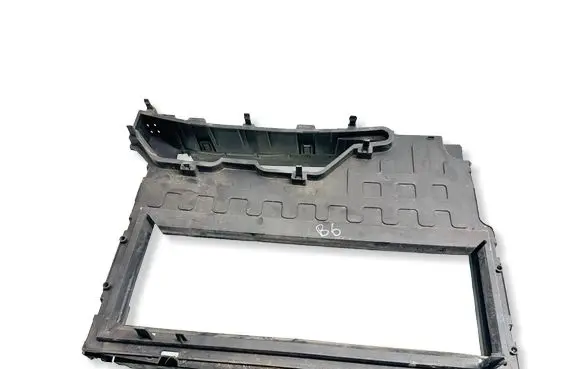 Renault Captur Intercooler air guide/duct channel 215592894R