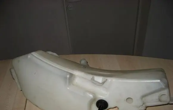 Bentley Flying Spur Windshield washer fluid reservoir/tank 3W0955453B