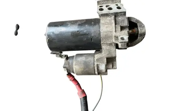 BMW 5 F10 F11 Starter motor 7801203
