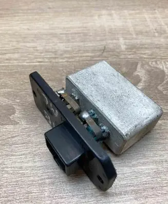 Mercedes-Benz E W211 Heater blower motor/fan resistor MBMLHeaterResistor 3U11
