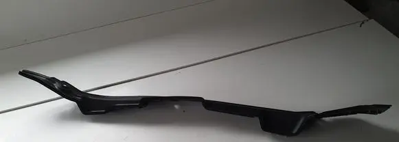 Hyundai Kona I Fender end trim 