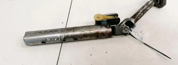 Volkswagen Golf IV Steering wheel axle