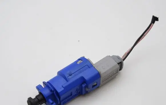 Renault Laguna II Brake pedal sensor switch 8200276359B