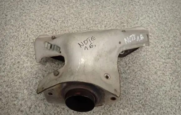Nissan Note (E11) Exhaust manifold