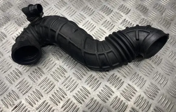 Audi A6 S6 C4 4A Air intake hose/pipe 4A0145747A EL05804