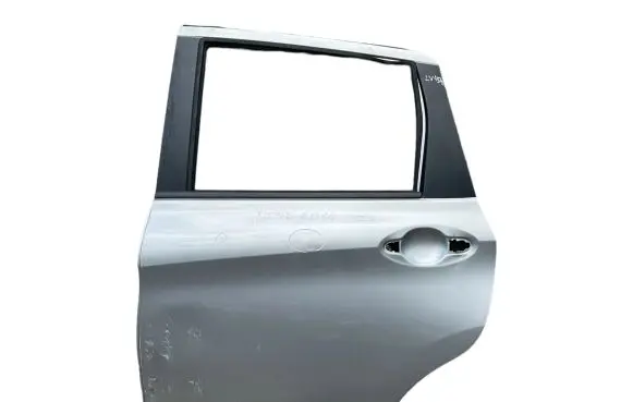 Nissan Note (E11) Rear door