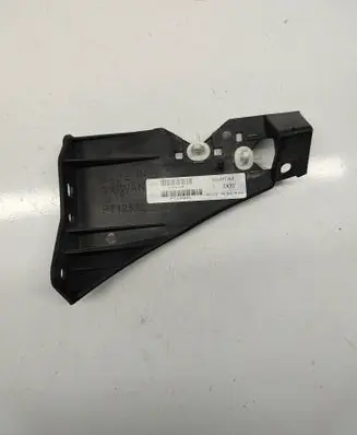 Ford Mustang VI Front bumper mounting bracket 5R3Z-17C861-AB 7R3Z-17C861-B 5R3Z17C861AB