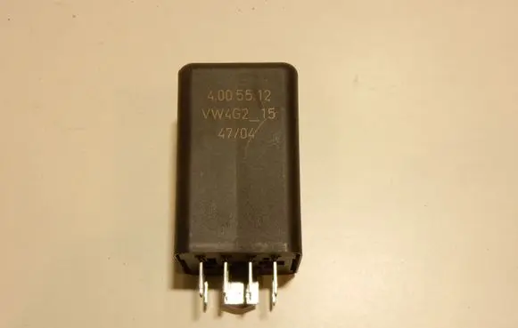 Audi A6 S6 C6 4F Glow plug pre-heat relay 03G907282 5186