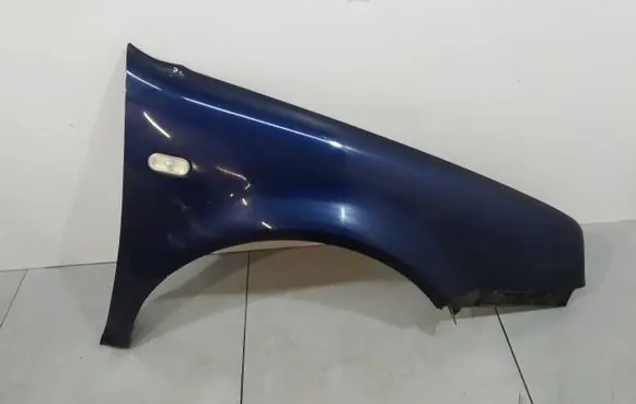 Volkswagen Golf IV Fender 
