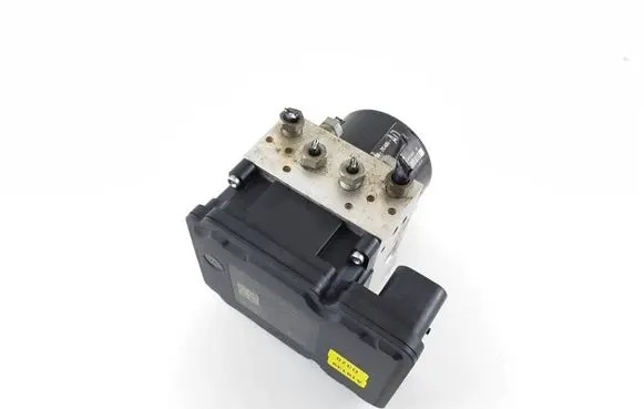 Jaguar XK - XKR ABS Pump 7W832C405AD 7W83-2C405-AD
