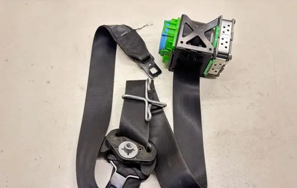 Citroen C4 Grand Picasso Front seatbelt 9654964477