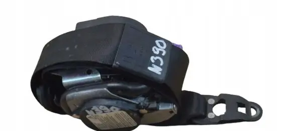 Audi A4 S4 B7 8E 8H Front seatbelt 8E0857705G