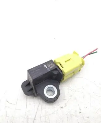 Nissan X-Trail T32 Airbag deployment crash/impact sensor