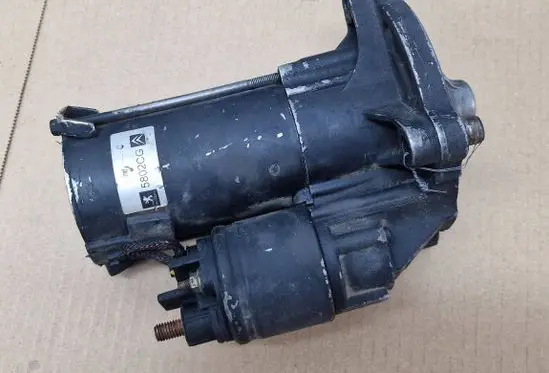 Peugeot 207 Starter motor 5802CG