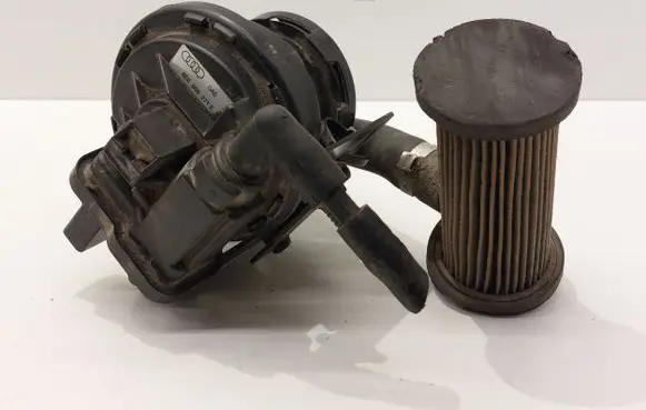 Audi A4 S4 B7 8E 8H Secondary air pump 8E0906271E 8E0906272C 8D0906231